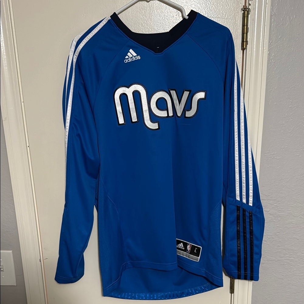 NBA Authentic Dallas Mavericks court warm up shirt